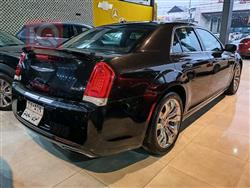 کرایسلەر 300